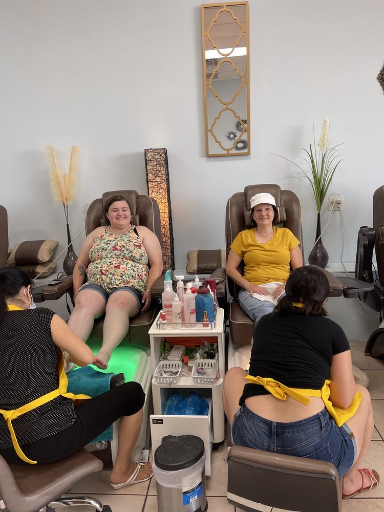 ROYAL NAILS & LASHES Updated July 2024 147 Photos & 23 Reviews