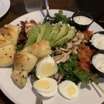 Oggi's - Full Cobb Salad - Pizza Near Me - Encinitas, California Oggi's - Full Cobb Salad - Pizza Near Me - Encinitas, California