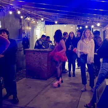 The Nitecap - Outdoor bar - Comedy Clubs Near Me - Burbank, California