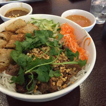 Saigon Eden - Vermicelli w/grilled pork & egg rolls - Vietnamese Near Me - Alhambra, California