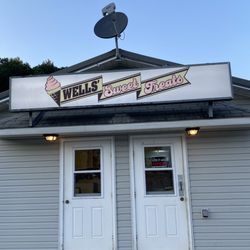 Wells' Sweet Treats