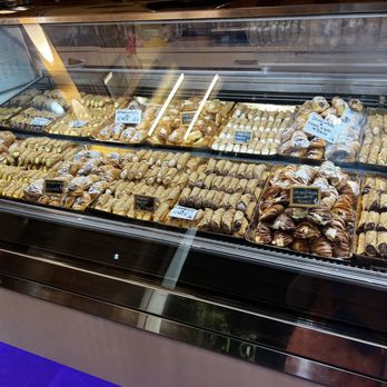 Artico - Bakery case - Ice Cream & Frozen Yogurt Near Me - Barcelona, B
