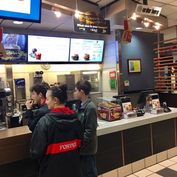 McDonald's - customers at a fast food restaurant - Fast Food Near Me - Pocahontas, Arkansas