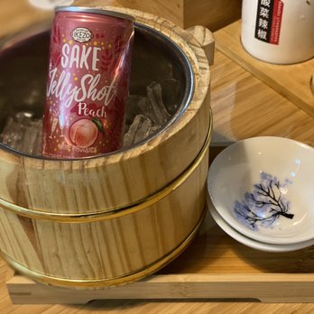 Kyuramen - Flushing - Sake jelly IKEZO SPARKLING JELLY SAKE - PEACH 180ml - Ramen Near Me - Flushing, New York