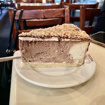 Omonia Cafe - Cheesecake - Bakeries Near Me - Astoria, New York
