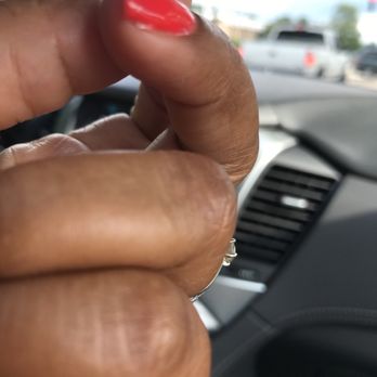 Top Nails - Peeling at the sides.  Only day 3. - Nail Salons Near Me - Battle Creek, Michigan