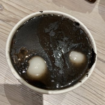 Sweethoney Dessert - Sesame & Red Bean Soup w/ Sesame Rice Balls - Desserts Near Me - Colma, California