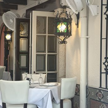 The Villa Casa Casuarina - Patio - Hotels Near Me - Miami Beach, Florida The Villa Casa Casuarina - Patio - Hotels Near Me - Miami Beach, Florida