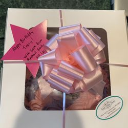 Sweet Talkin Treats - Boxed dessert.