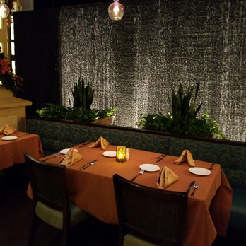 Kyng's Grill - New American Near Me - Kissimmee, Florida
