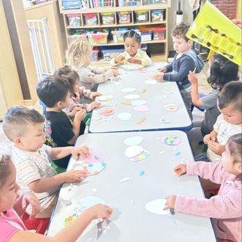 Pequeños Gigantes - Child Care & Day Care Near Me - Pinole, California Pequeños Gigantes - Child Care & Day Care Near Me - Pinole, California