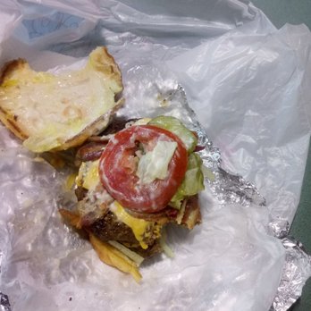 Down Home Diner - Bacon 3 pieces and xxtra onion juicy both patties are thick all you will need is a nap after this or a jog - Diners Near Me - Morehead, Kentucky