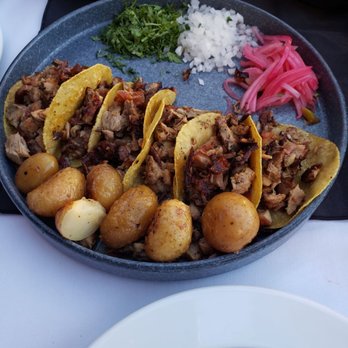 La Buena Barra - Piglet Tacos - Bars Near Me - Cancún, ROO