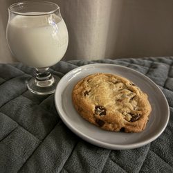 The Silver Fox Food Truck - We froze the leftover cookies from the wedding and throw them in the oven to reheat whenever we want them. BEST COOKIES EVER