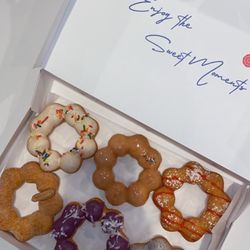 1/2 Dozen Mochi Donuts