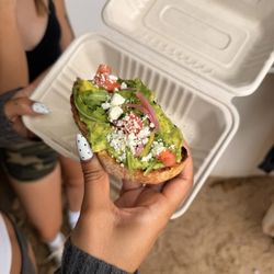 Lucky's - Avocado Toast