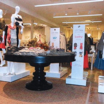 LOFT - They do tons of promotions and work with big magazines to highlight their key items - Women's Clothing Near Me - Tustin, California LOFT - They do tons of promotions and work with big magazines to highlight their key items - Women's Clothing Near Me - Tustin, California
