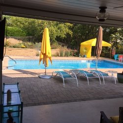 Spring's Pools & Spas