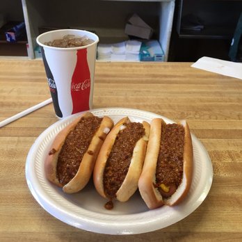 Woody's Restaurant - Hot Dogs Near Me - Fairmont, West Virginia Woody's Restaurant - Hot Dogs Near Me - Fairmont, West Virginia