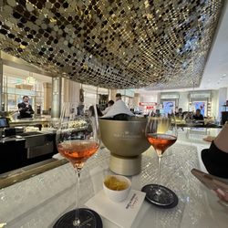 Moët & Chandon Champagne Bar