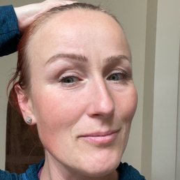 Two months after ombré powder brows procedure. So natural looking! Two months after ombré powder brows procedure. So natural looking!