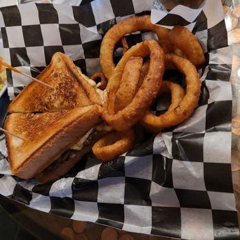 Westsider Diner & Lounge - M&O Melt with onion rings - Diners Near Me - Wausau, Wisconsin