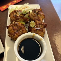 Thai Time Provo - Pork dumplings with yummy sauce