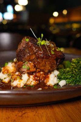 Siren Restaurant & Bar by null