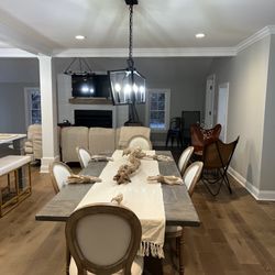 Easy Glow Cleaning - Bringing sparkle to every space we touch.