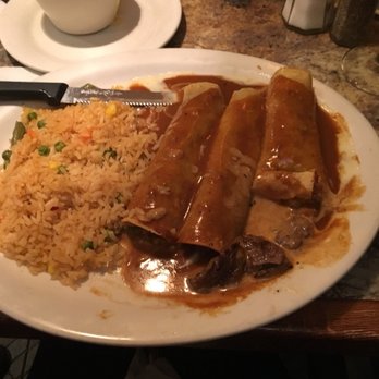 Los Rancheros Mexican Restaurant - Beef enchiladas with queso sauce - Mexican Near Me - Atlanta, Georgia