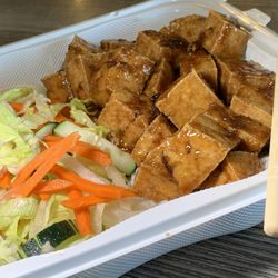 Oodles of Noodles: w/Fried Tofu, Lettuce, Cucumbers, Daikon, Pickled Carrots, crushed Peanuts, sub extra Tofu for the Egg Rolls. (Vegan)