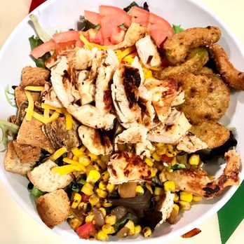 The Woodshed - Santa Fe salad, yet to be dressed with the jalapeño ranch dressing which came on the side. - Burgers Near Me - Carthage, Missouri