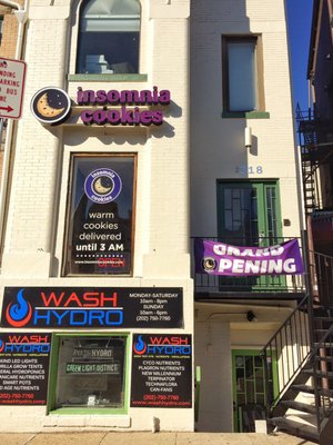 Insomnia Cookies by null