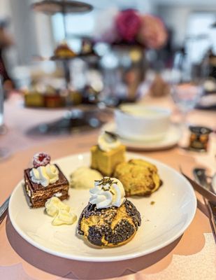 The Ritz-Carlton, Cleveland by null