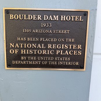 Hawaiian Restaurant 1933 - The sign as the entrance to the hotel. - Breakfast & Brunch Near Me - Boulder City, Nevada