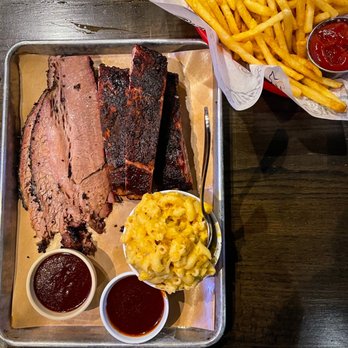 Bludso's BBQ - Pork Ribs - 1/2 Rack , Brisket - 1/4 lb. , Mac & Cheese - Half Pint , Seasoned Fries - Barbeque Near Me - Los Angeles, California Bludso's BBQ - Pork Ribs - 1/2 Rack , Brisket - 1/4 lb. , Mac & Cheese - Half Pint , Seasoned Fries - Barbeque Near Me - Los Angeles, California