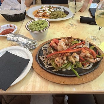 Marix Tex Mex Cafe - Shrimp Combo Fajitas - Tex-Mex Near Me - West Hollywood, California