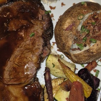Chop Steakhouse & Bar - Steakhouses Near Me - Winnipeg, Manitoba