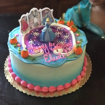 Vons - Cinderella cake - Grocery Near Me - Santa Ana, California