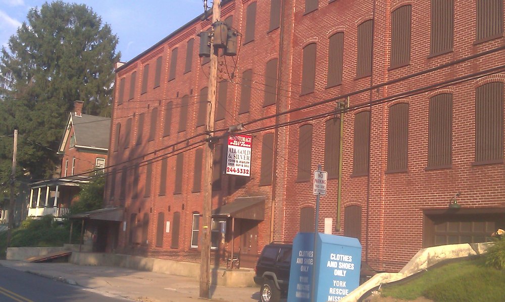 WINDSOR HOUSE OF TIRES Updated September 2024 91 W Main St, Windsor