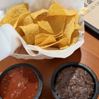 Real de Minas Mexican Grill - Chips with bean dip and salsa - Mexican Near Me - Thornton, Colorado Real de Minas Mexican Grill - Chips with bean dip and salsa - Mexican Near Me - Thornton, Colorado