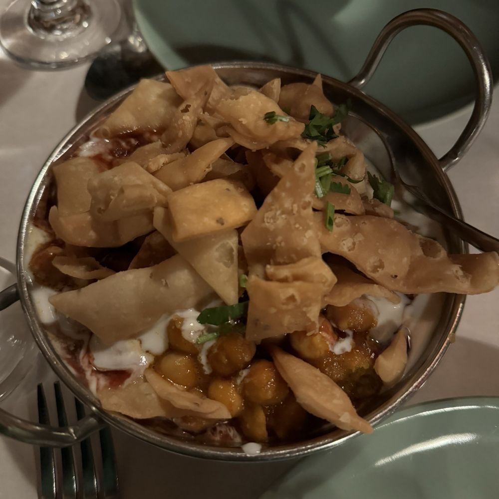 Chili & Curry - Indian Near Me - Hicksville, New York Chili & Curry - Indian Near Me - Hicksville, New York