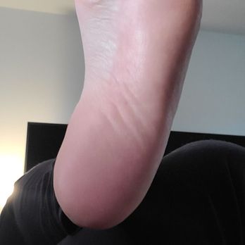 Cloud Nail Spa  - Smooth and shiny, I had very dry overworked heels so this is great . - Nail Salons Near Me - San Diego, California