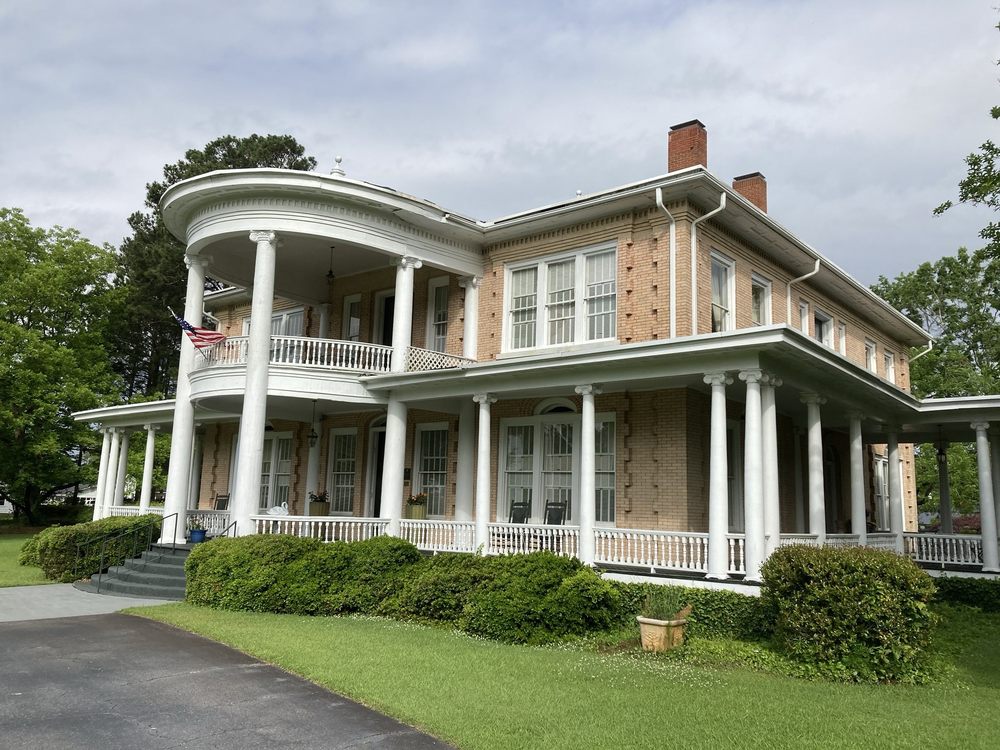 ABINGDON MANOR RESTAURANT Updated September 2024 37 Photos & 25