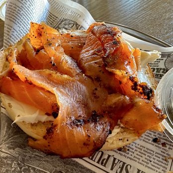 The Met of Freeport - Lox and Bagel - Breakfast & Brunch Near Me - Freeport, Maine The Met of Freeport - Lox and Bagel - Breakfast & Brunch Near Me - Freeport, Maine