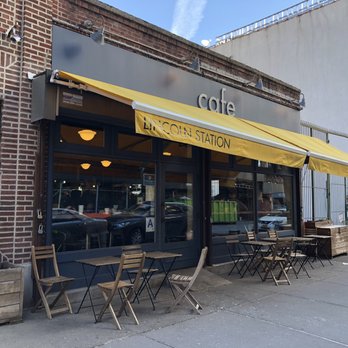 Lincoln Station - Front of the cafe - Coffee & Tea Near Me - Brooklyn, New York Lincoln Station - Front of the cafe - Coffee & Tea Near Me - Brooklyn, New York