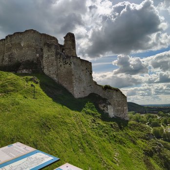 Château Gaillard - Landmarks & Historical Buildings Near Me