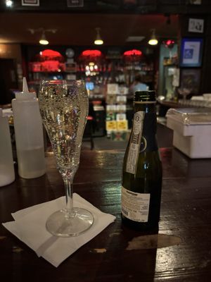 Warren's Inn by null