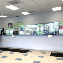 Driver's License - Small & simple. Efficient and helpful DMV office