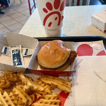 Taco Bell - Yummy chick-fil-a across the street and OPEN - Fast Food Near Me - Grapevine, Texas